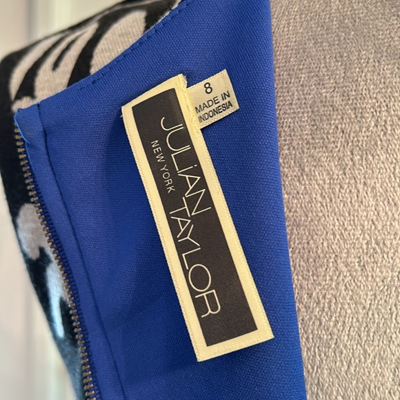 Julian Taylor Dress - Size 8 - Black & Grey Design With & Gold Zipper - Picture 3 of 8